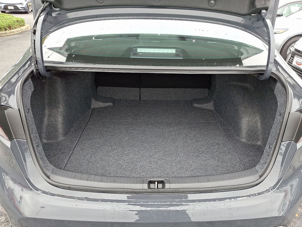 Thumbnail: 2025 Toyota Corolla - 29