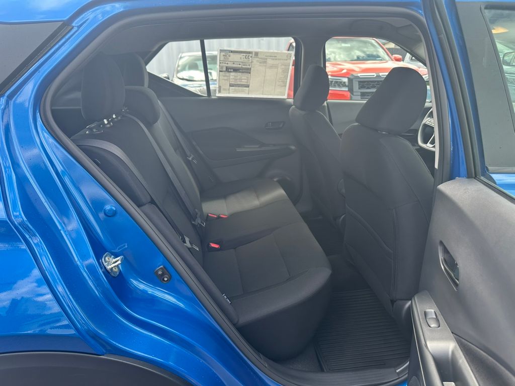 2025 Nissan Kicks Play S