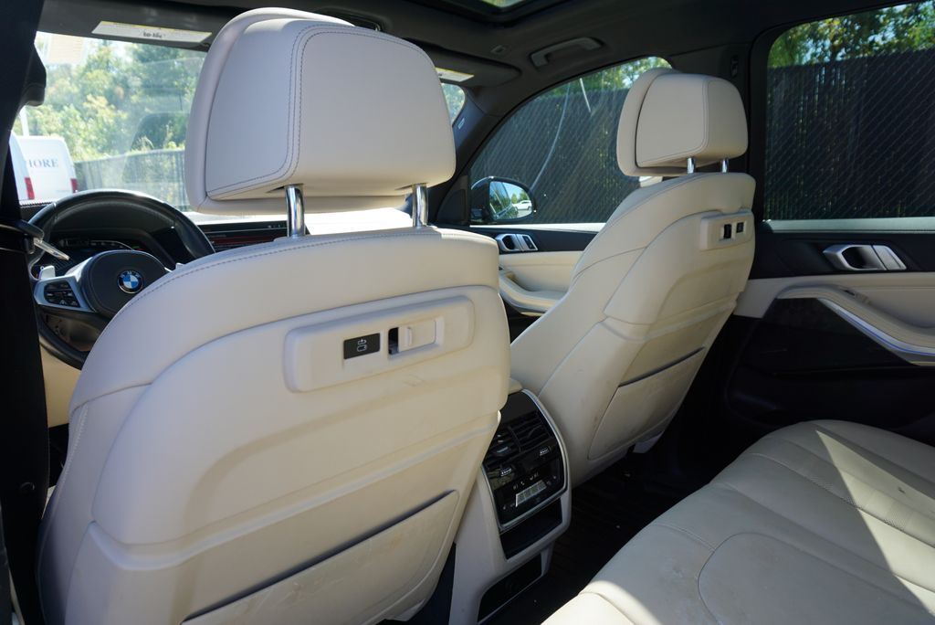 Thumbnail: 2022 BMW X5 - 15