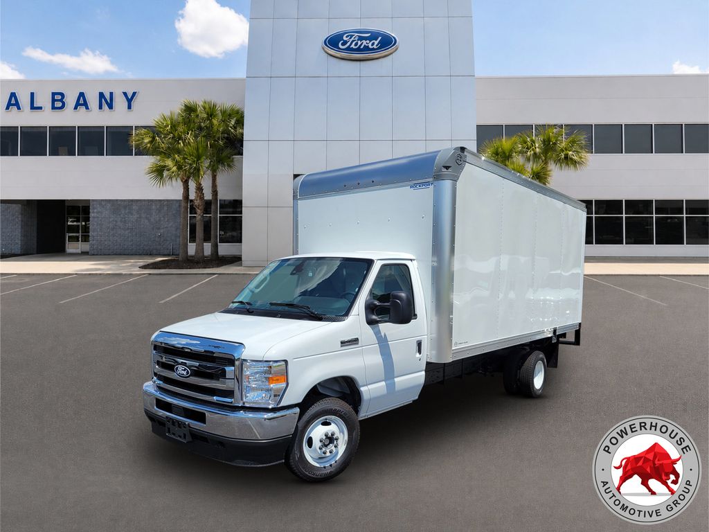 Oxford White 2027 Ford E-Series Chassis Pickup Truck Rear-Wheel Drive 6-Speed Automatic Overdrive