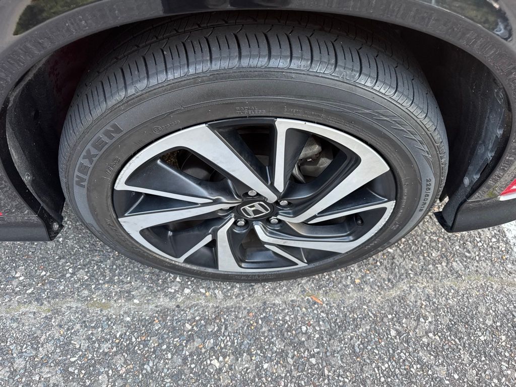 Used 2019 Red Honda Sport image 11
