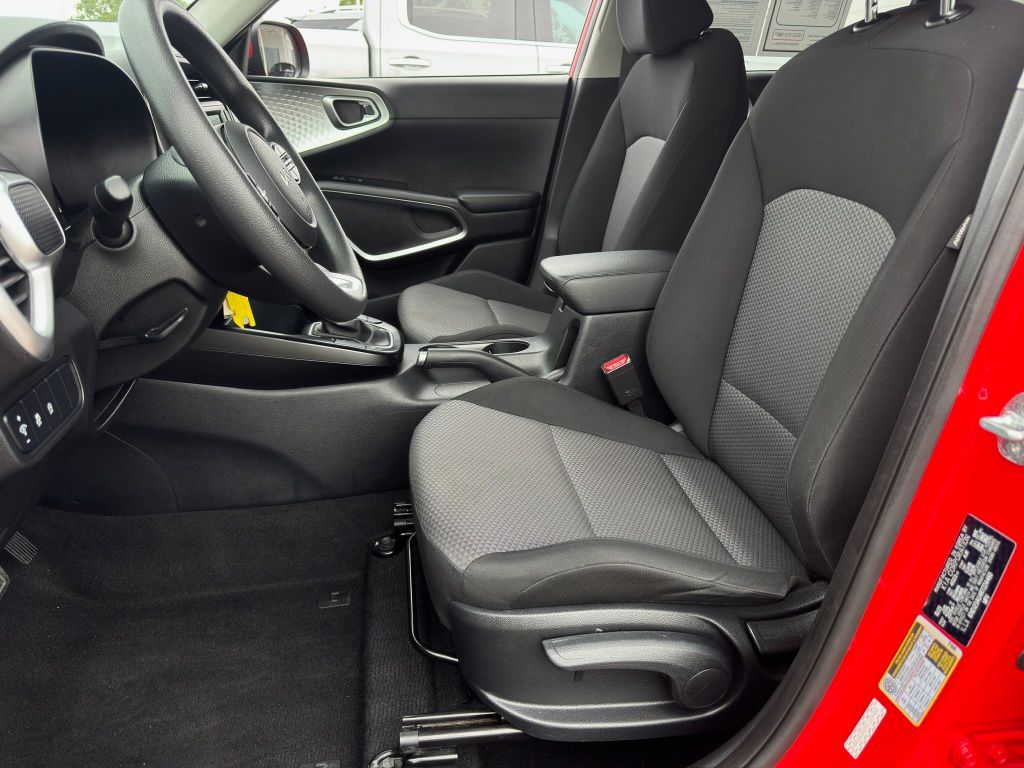 2024 Kia Soul LX - 8