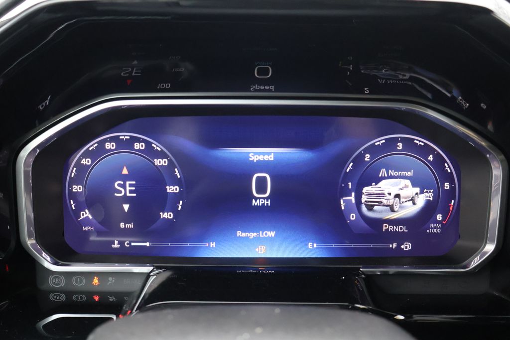 Thumbnail: 2026 Chevrolet Silverado 3500 - 21