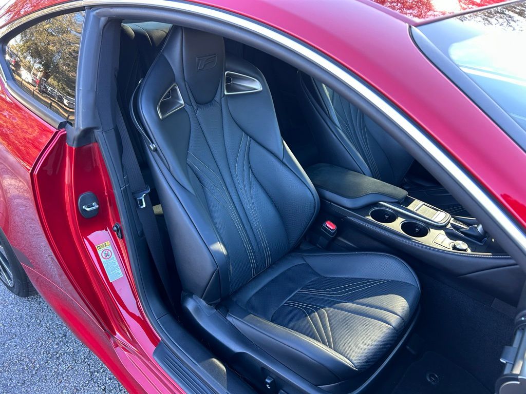 Thumbnail: 2016 Lexus RC - 15