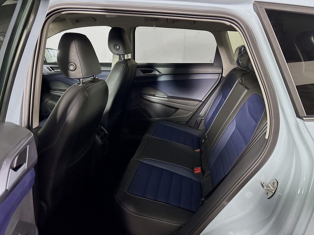 2025 Volkswagen Taos 1.5T SEL