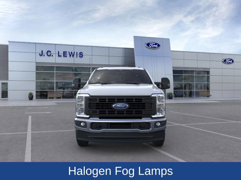 2025 Ford F-350 Super Duty XL