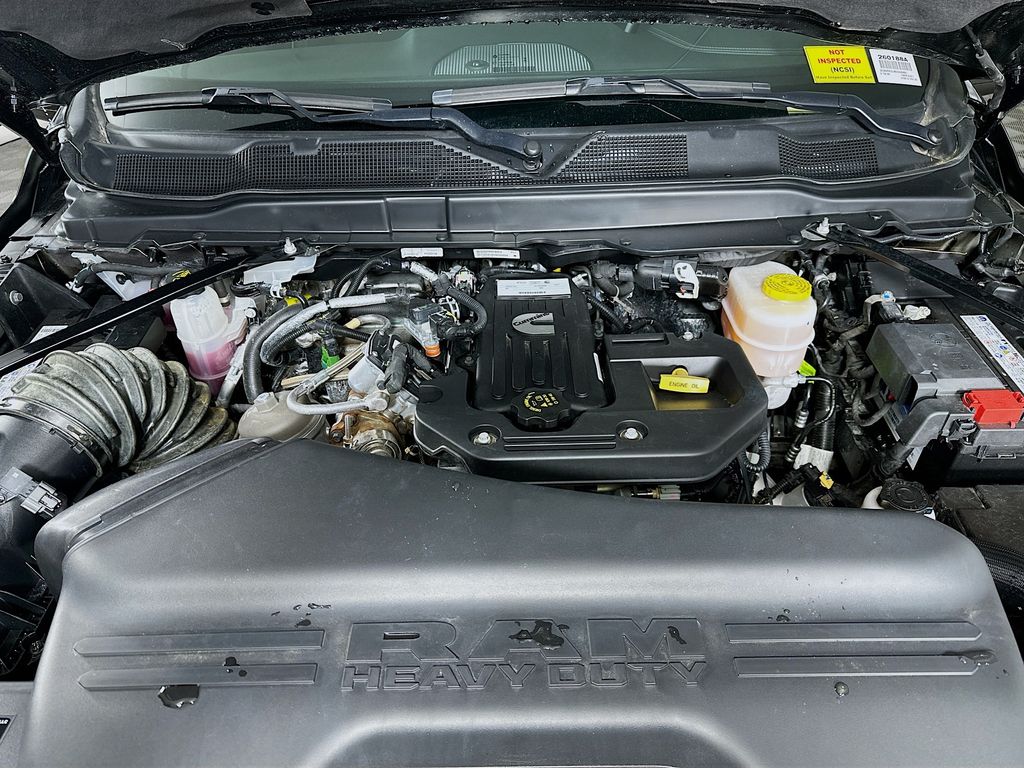 Used 2025 Black Ram Laramie image 33