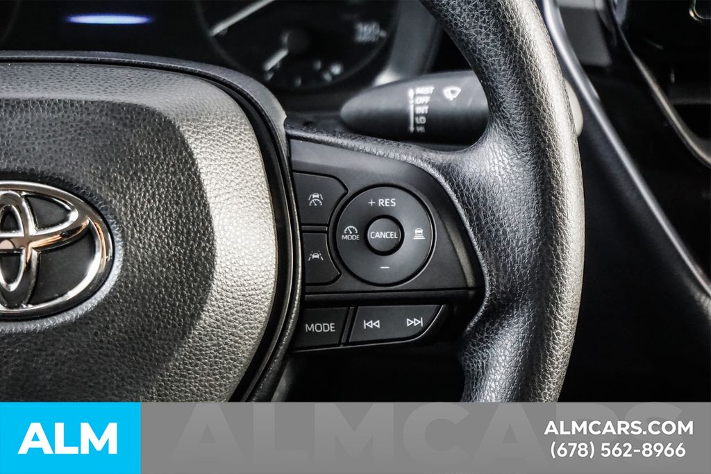 Used 2025  Toyota LE image 26