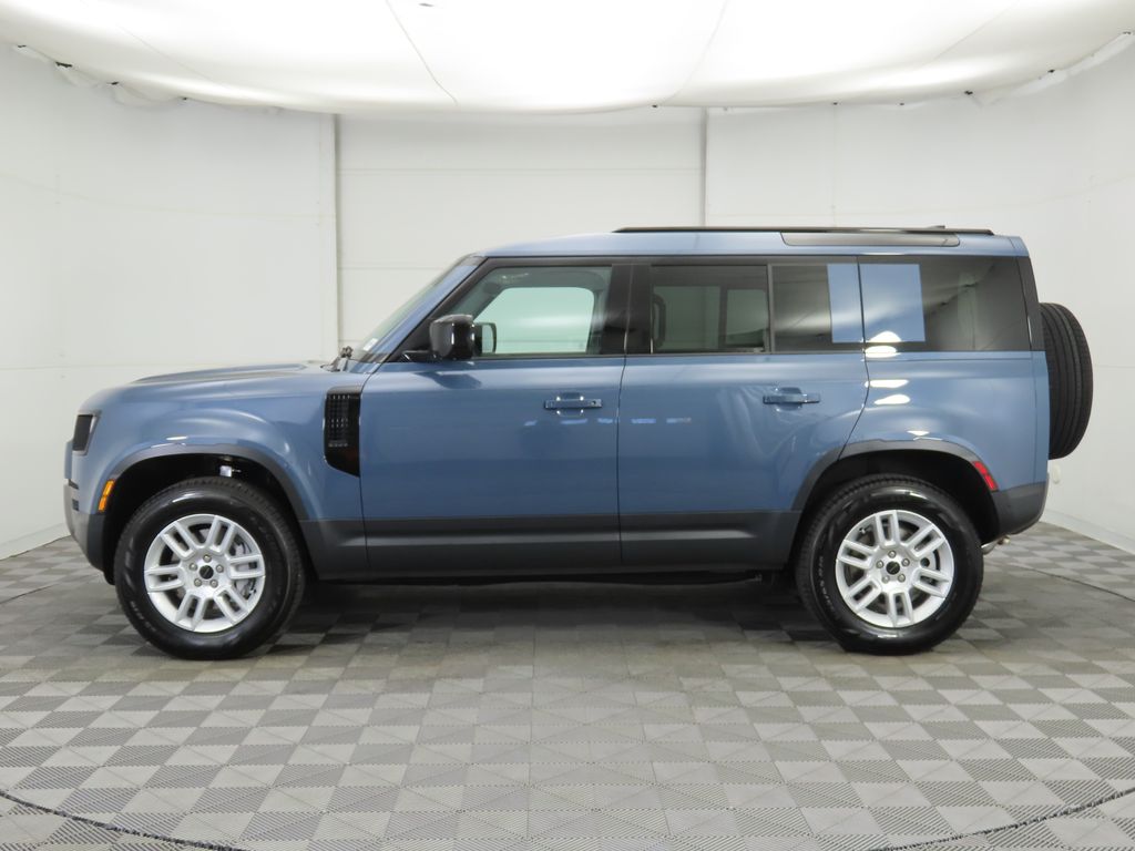 Thumbnail: 2026 Land Rover Defender - 8