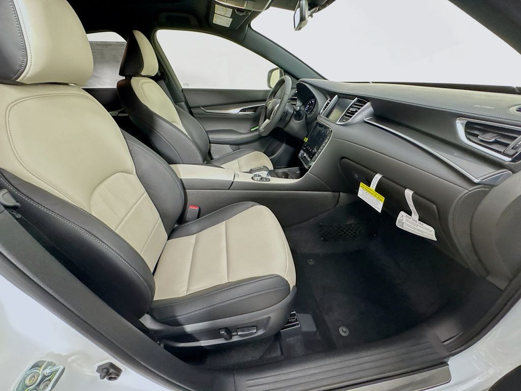 QX55 Luxe