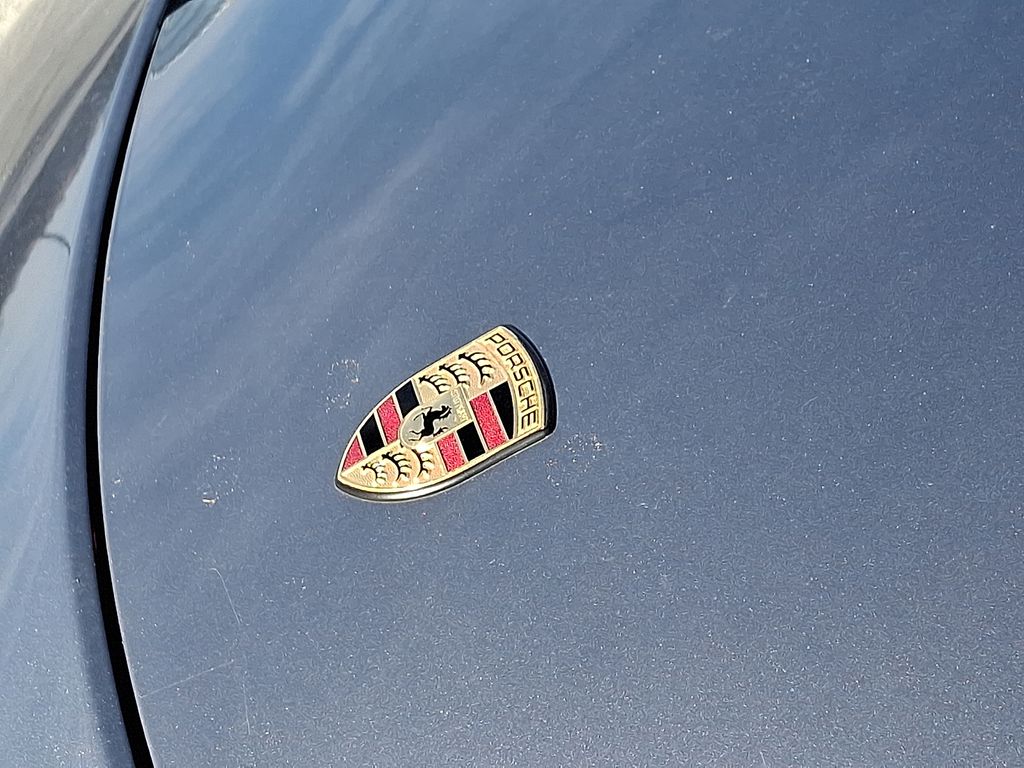 Thumbnail: 2003 Porsche 911 - 29