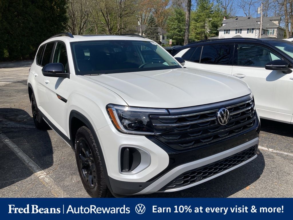 Opal White Pearl 2026 Volkswagen Atlas SUV / Crossover All-Wheel Drive 8-Speed Automatic