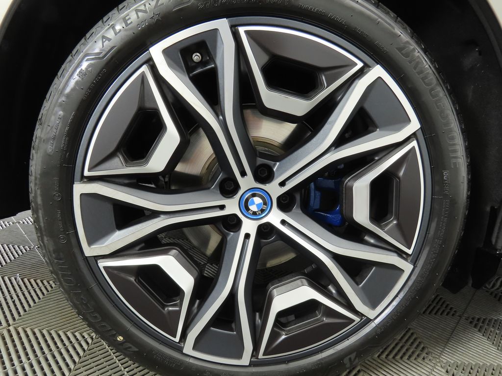 2024 BMW iX xDrive50 31