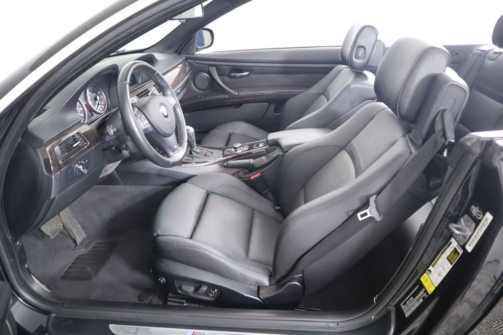 2013 BMW 3 Series 335i 26
