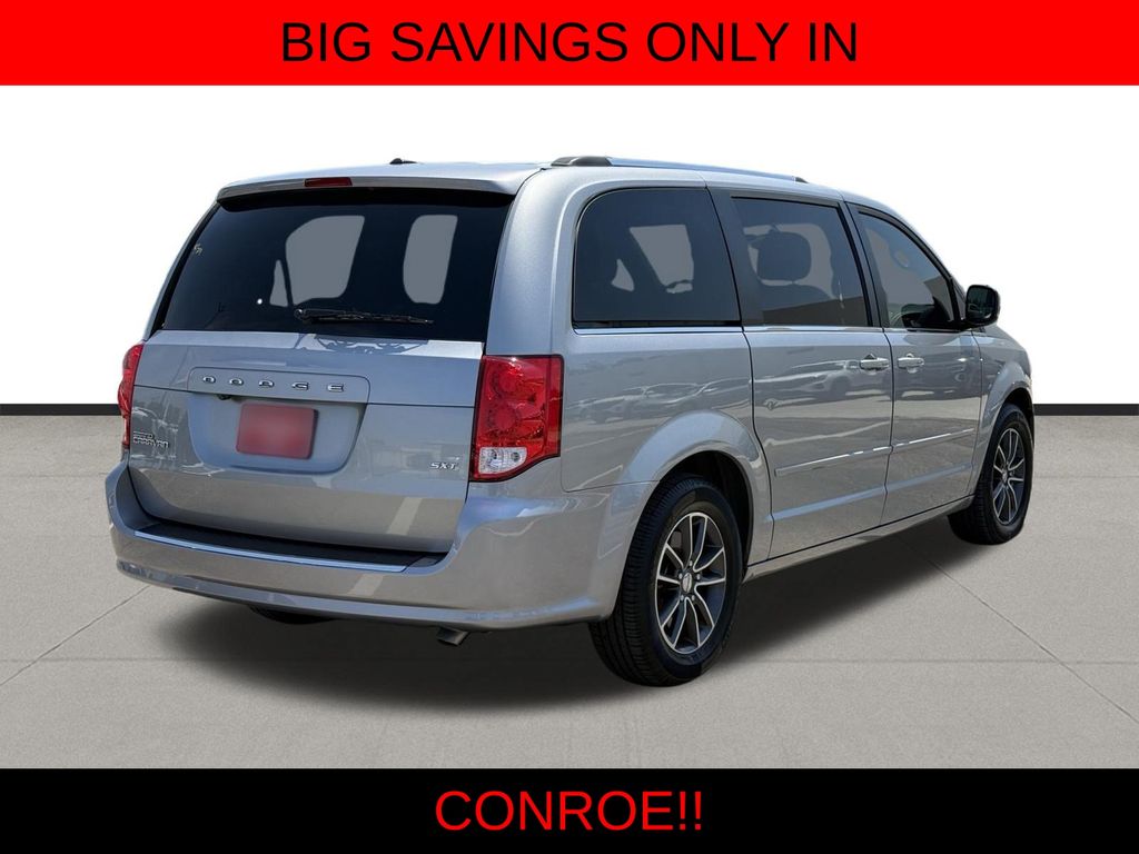 2016 Dodge Grand Caravan SXT - 4