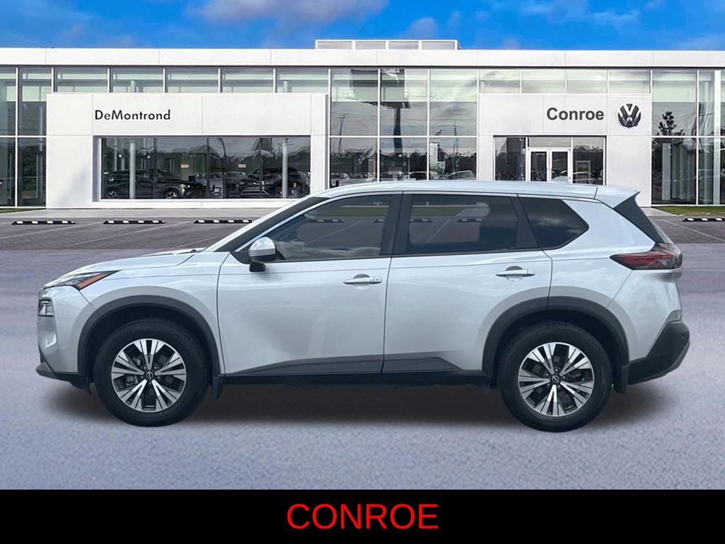 2023 Nissan Rogue SV - 7
