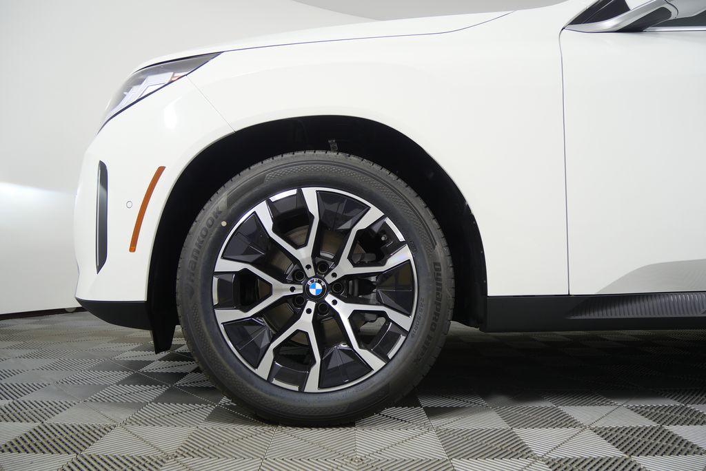 Thumbnail: 2026 BMW X3 - 7