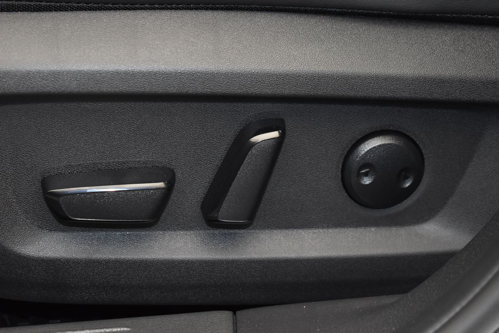 Thumbnail: 2026 Nissan Rogue - 15