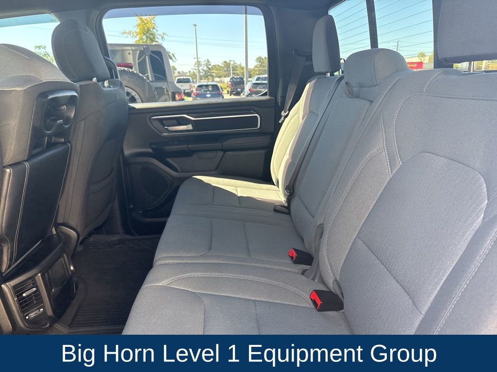 2023 Ram 1500 Big Horn Crew Cab 4x2 5'7" Box