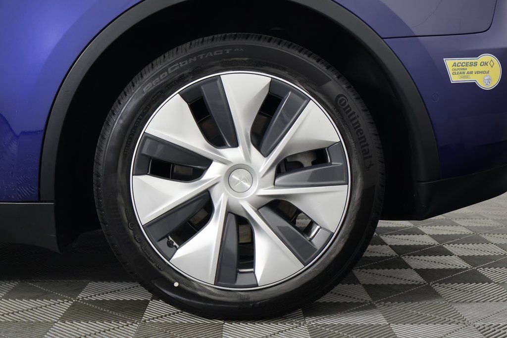 Thumbnail: 2022 Tesla Model Y - 16