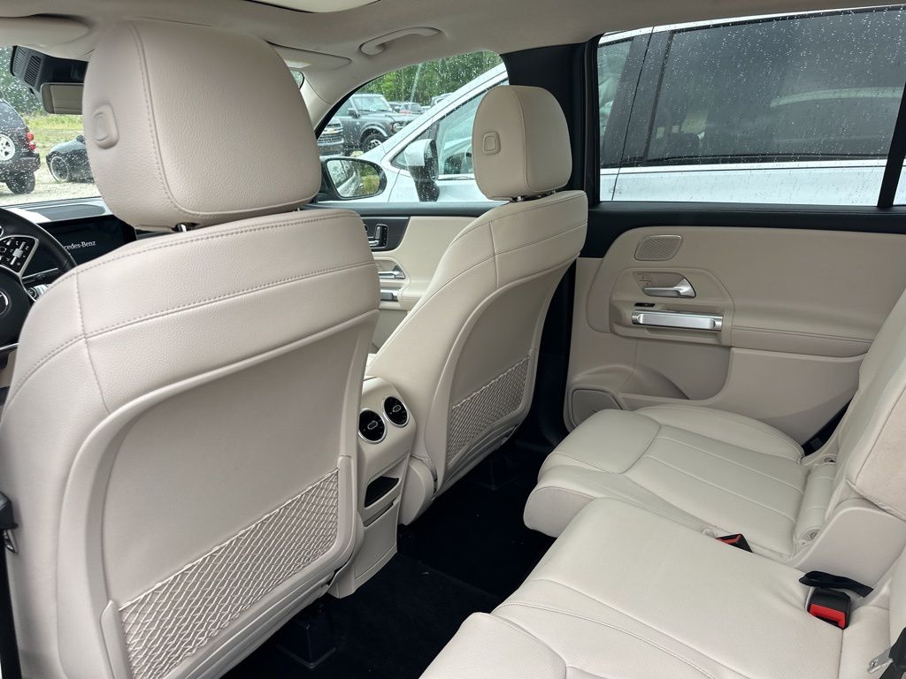 2021 Mountain Grey Metallic Mercedes-Benz GLB GLB 250 AWD SUV