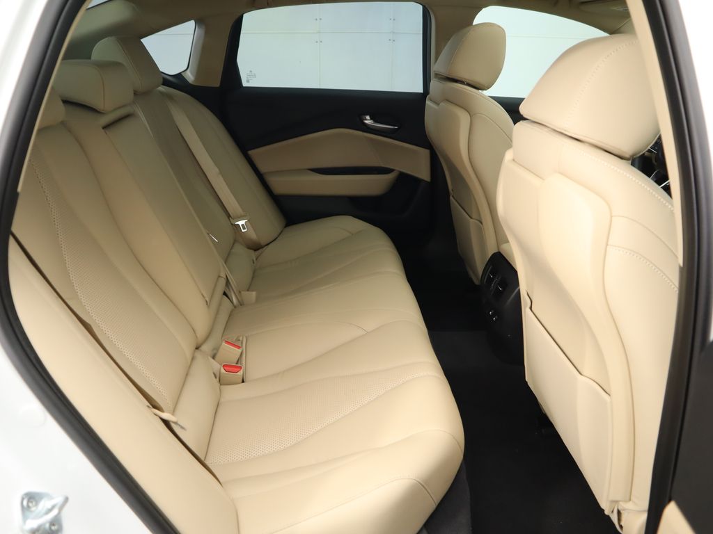 2025 Acura TLX Technology 24