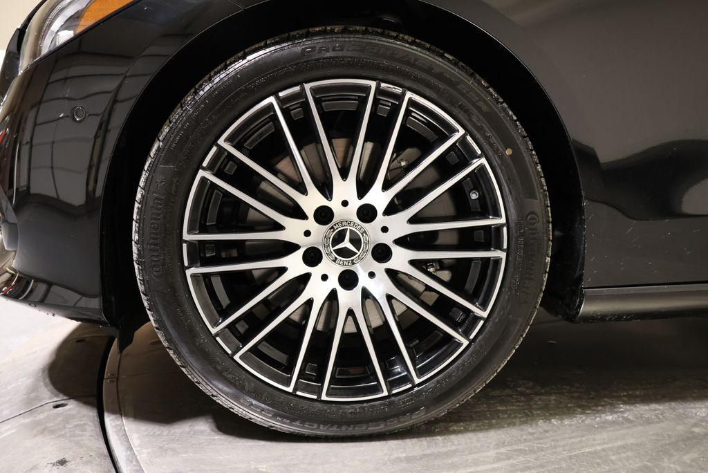 Thumbnail: 2026 Mercedes-Benz C-Class - 13