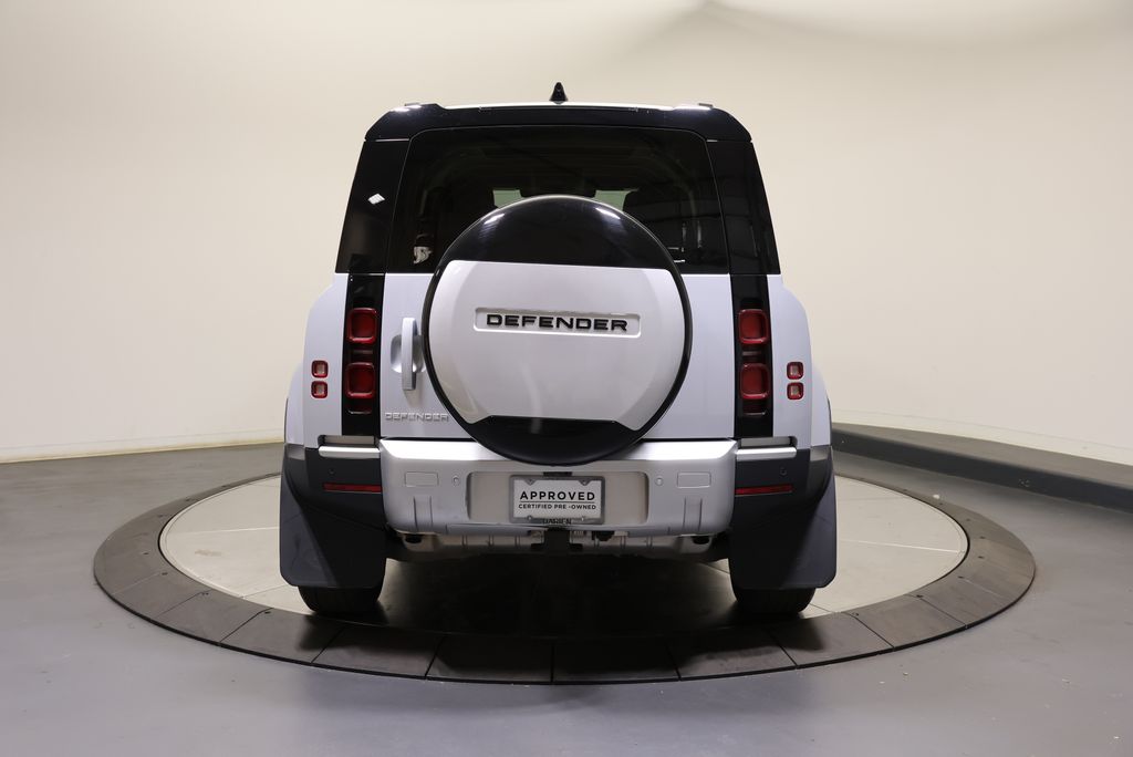 Thumbnail: 2024 Land Rover Defender - 4