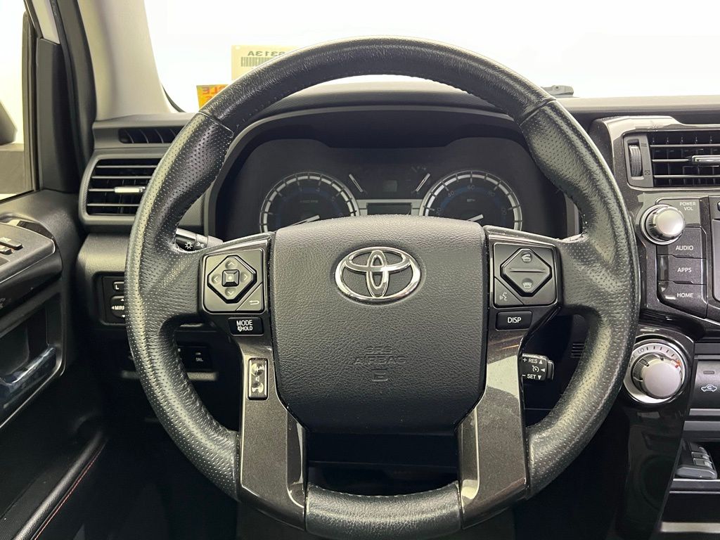 2018 Toyota 4Runner SR5 18