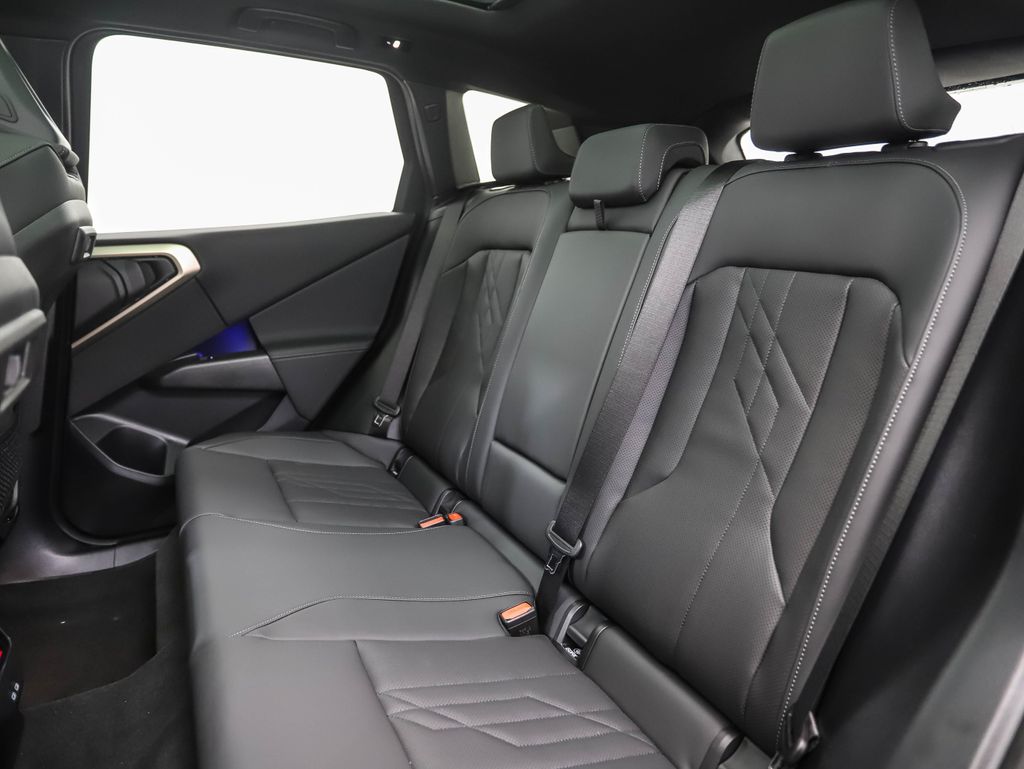 Thumbnail: 2025 BMW X3 - 22