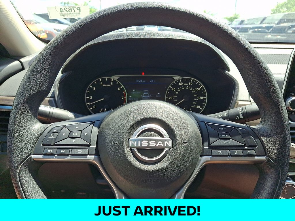 Used 2023 Nissan Altima Sedan