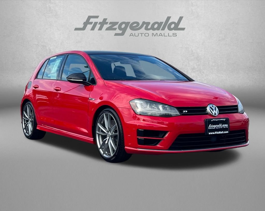  2017 Volkswagen Golf R 4-Door AWD with DCC and Navigation   