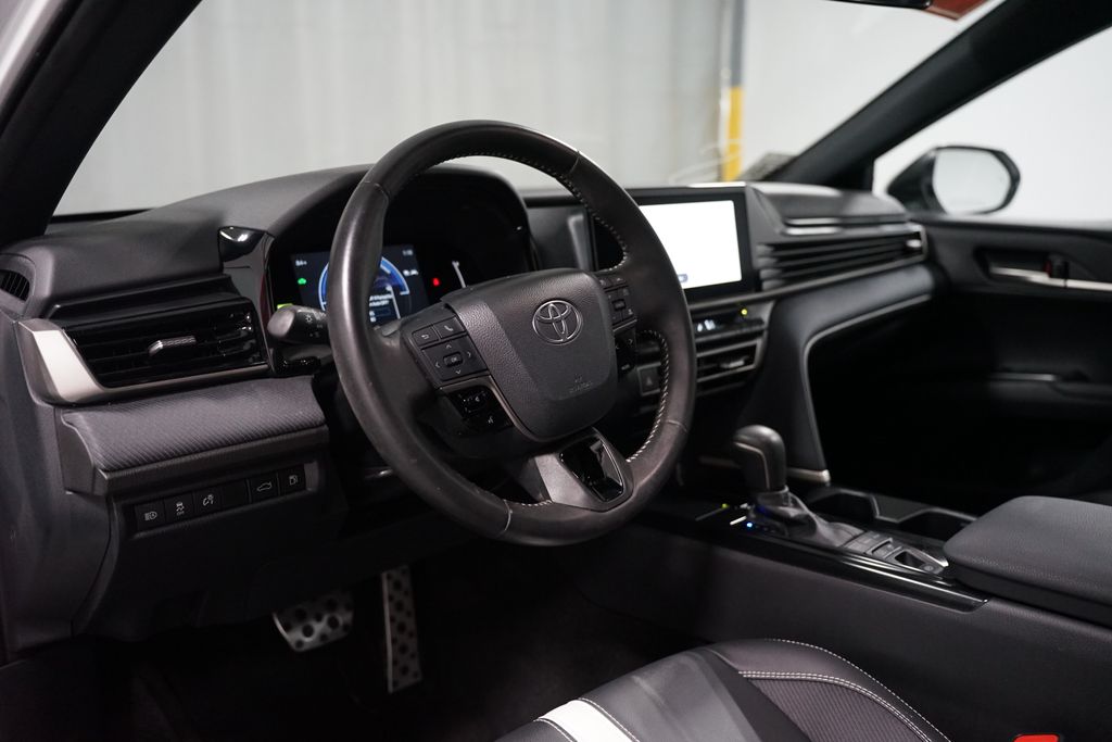 Thumbnail: 2025 Toyota Camry - 6