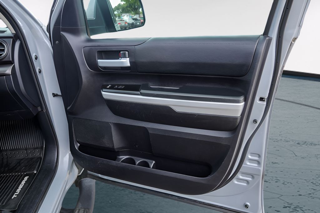 Used Car 2020 Toyota Tundra  Sr5 For Sale Under $40,000 In Austin, Texas