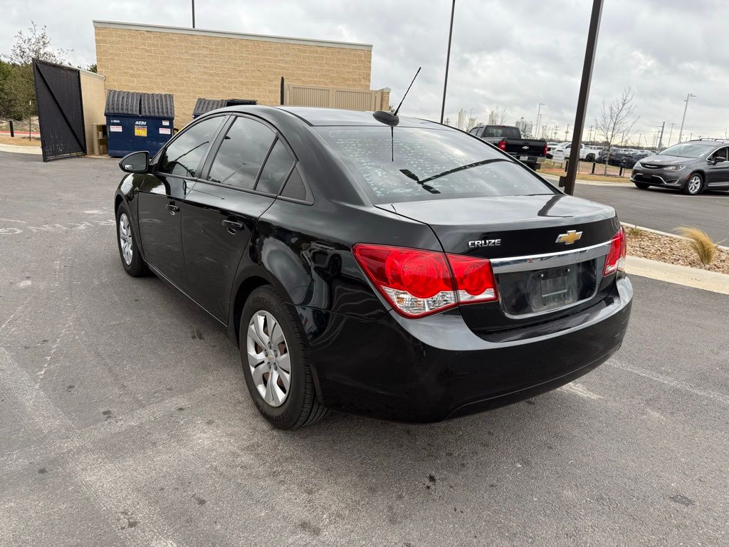 Thumbnail: 2016 Chevrolet Cruze - 6