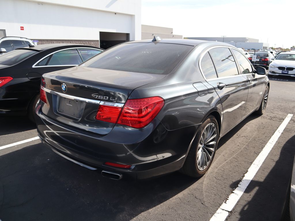 2011 BMW 7 Series 750Li 3