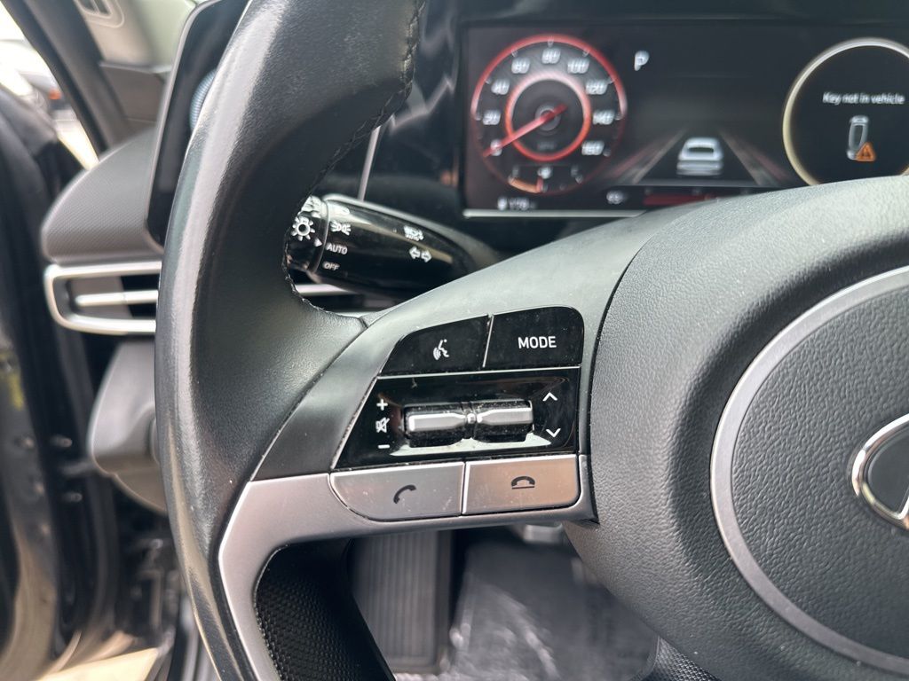 2022 Hyundai Elantra SEL 10