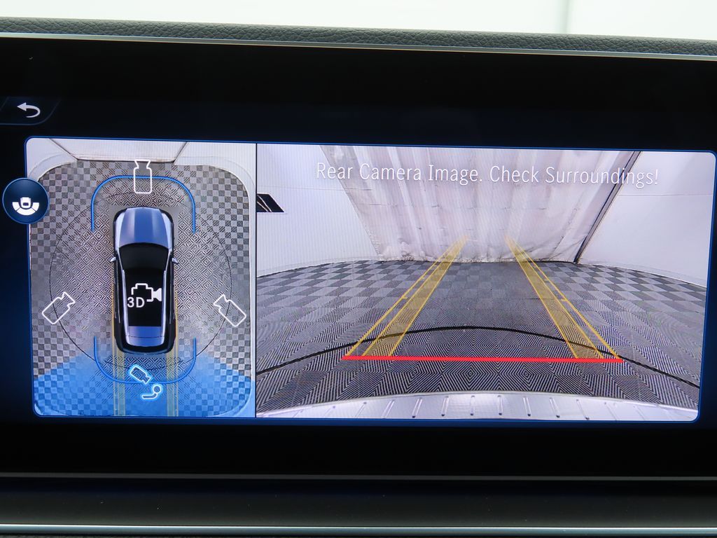 Thumbnail: 2026 Mercedes-Benz GLE - 15