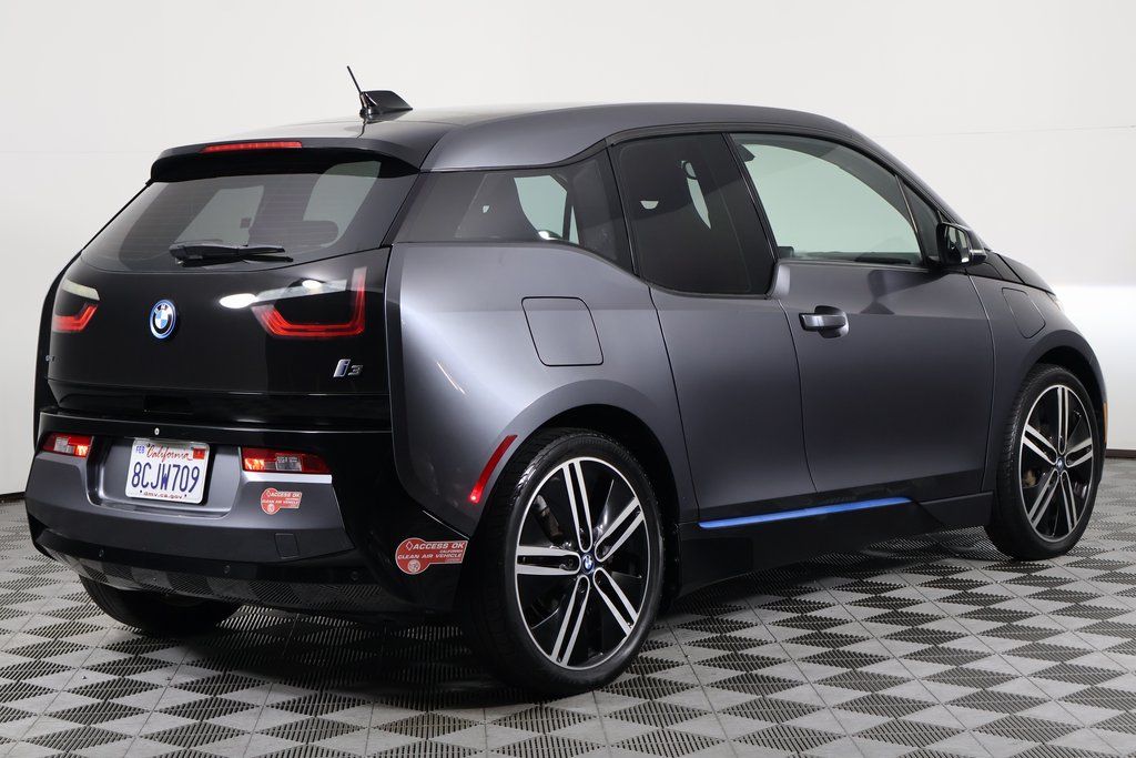 Thumbnail: 2017 BMW i3 - 4