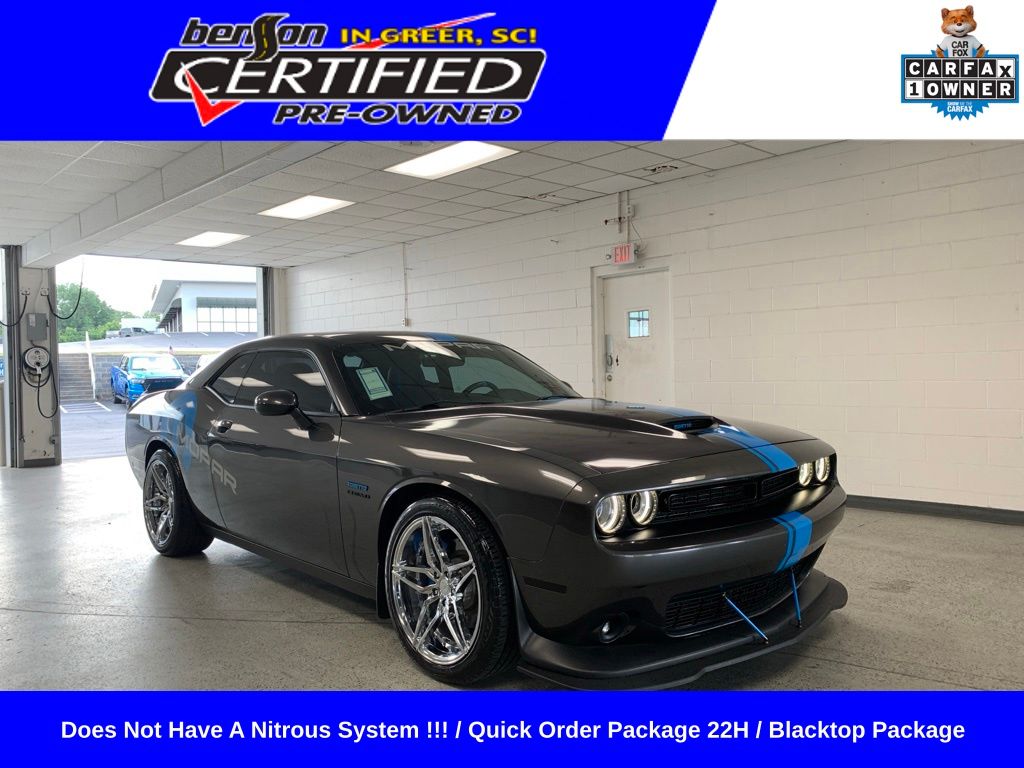 Granite 2022 Dodge Challenger Coupe Rear-Wheel Drive 6-Speed Manual