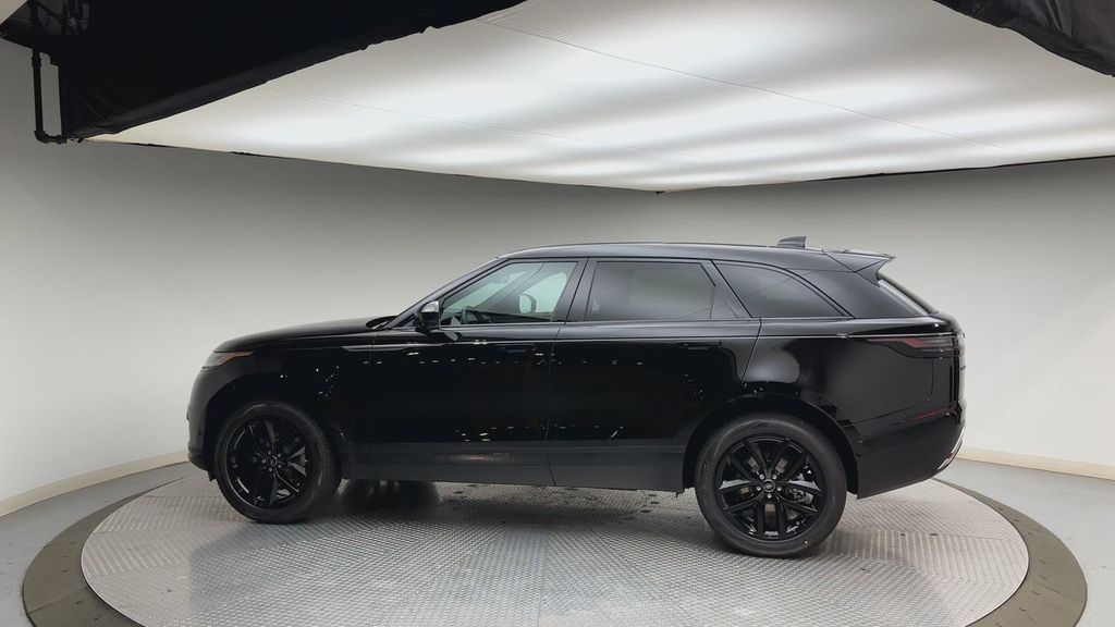 Thumbnail: 2026 Land Rover Range Rover Velar - 5
