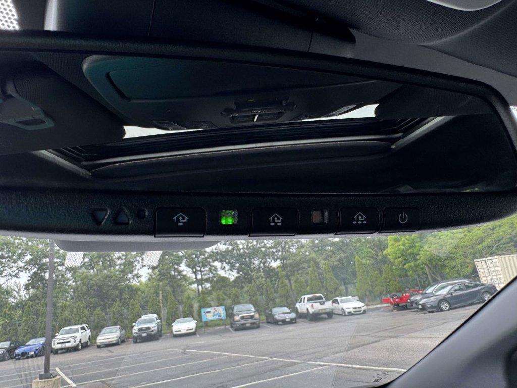 Used 2025 Toyota Sienna Van