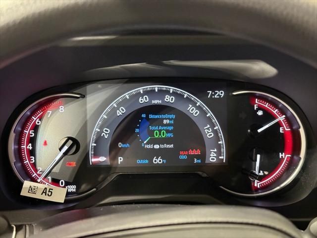 Thumbnail: 2025 Toyota RAV4 - 25