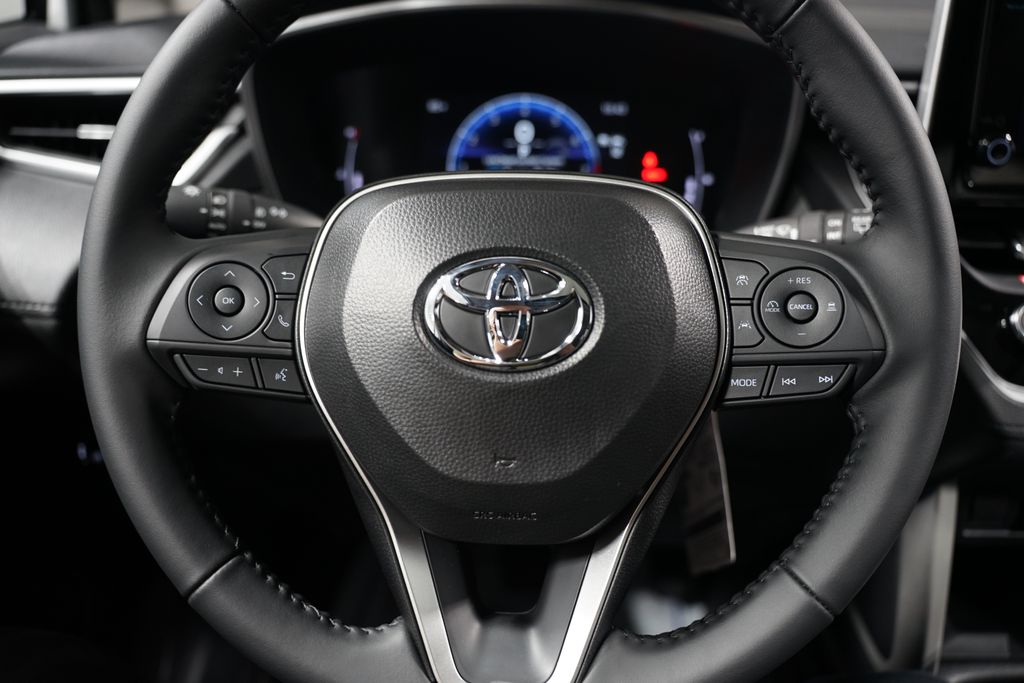 Thumbnail: 2025 Toyota Corolla Cross - 12