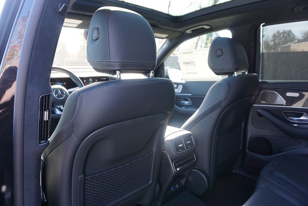 Thumbnail: 2026 Mercedes-Benz GLE - 15