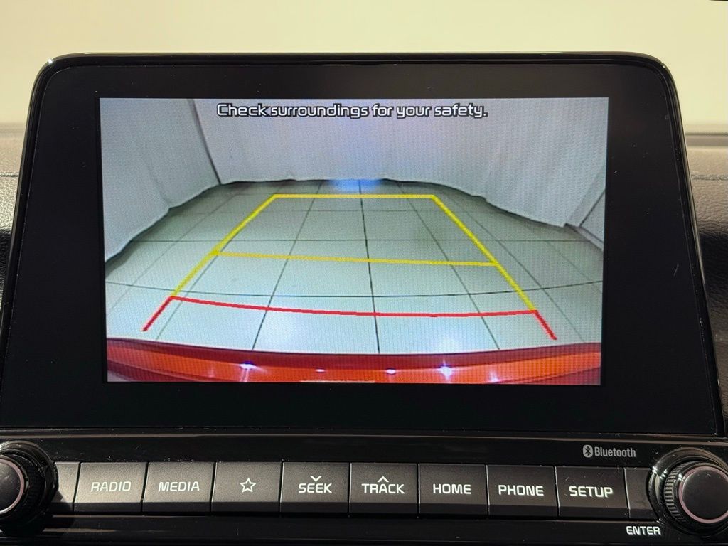 Thumbnail: 2021 Kia Forte - 25