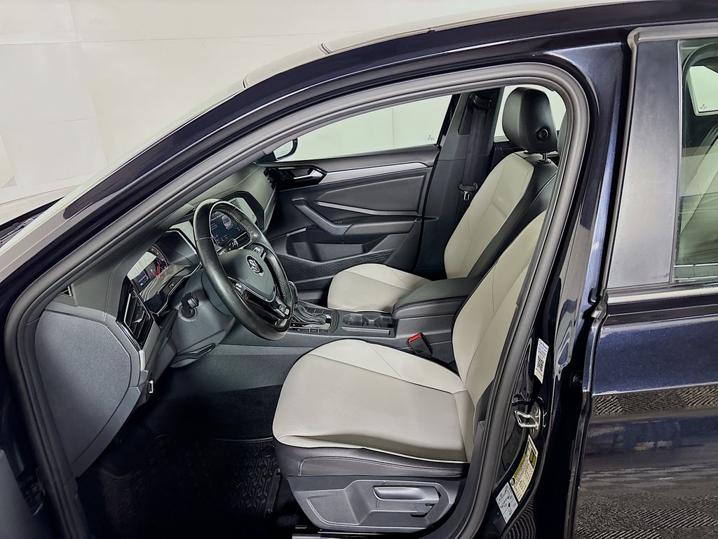 2021 Volkswagen Jetta R-Line