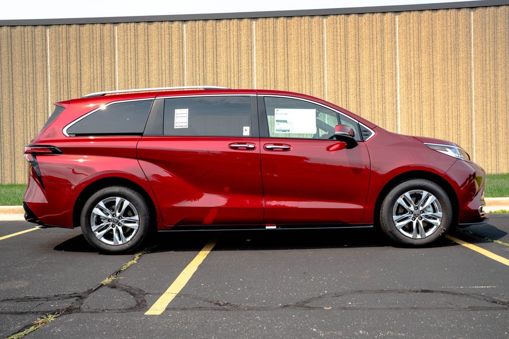 New 2026 Toyota Sienna Van
