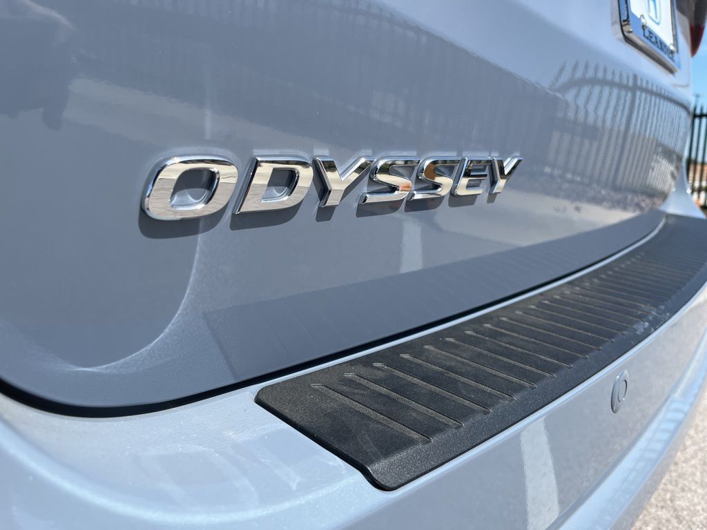 Thumbnail: 2026 Honda Odyssey - 8