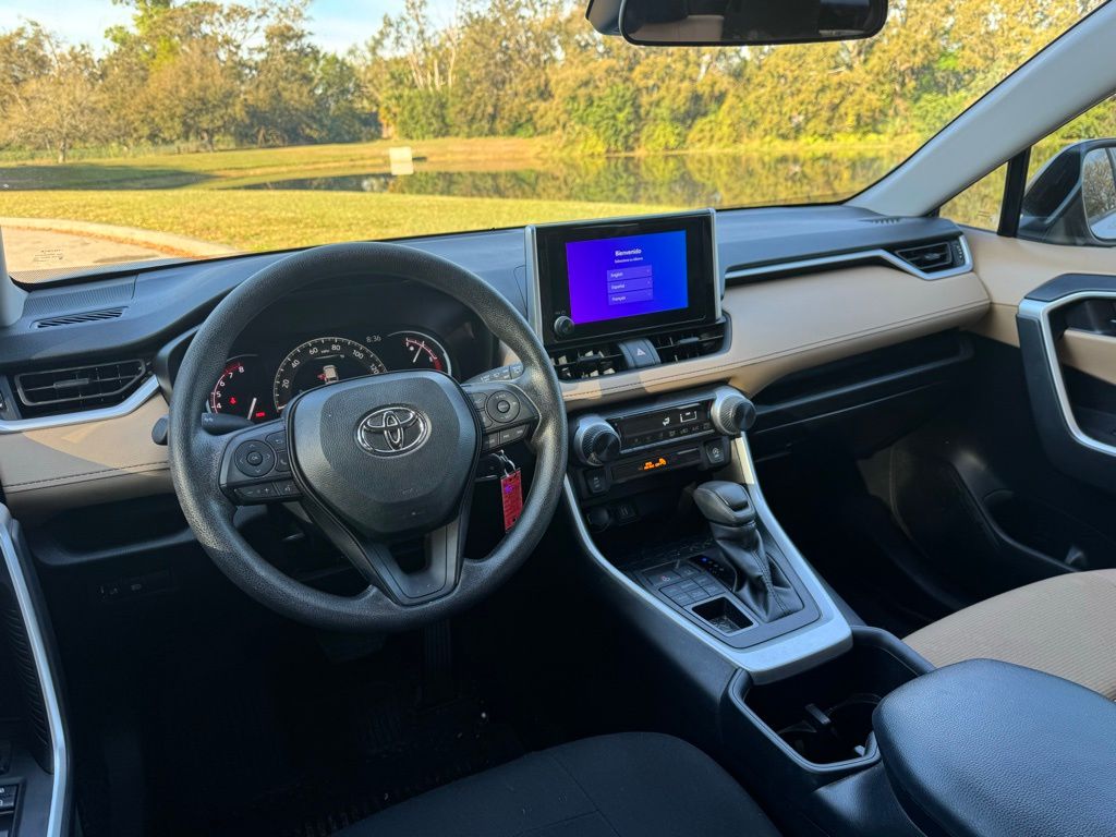 2024 Toyota RAV4 LE 12